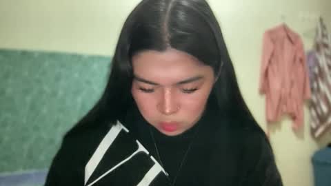 Yanahh online show from May 2, 4:38 am