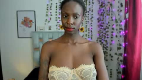 yoursweetsin16 online show from July 15, 3:06 pm