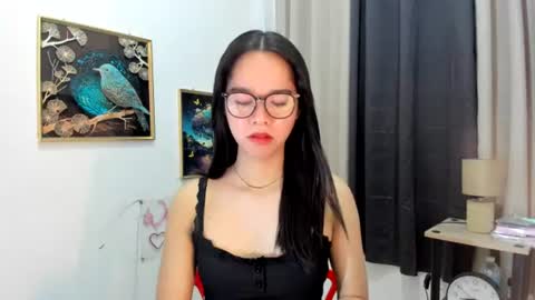 ashy online show from June 12, 11:51 am