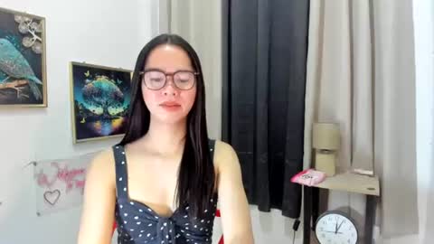 ashy online show from July 14, 10:21 am