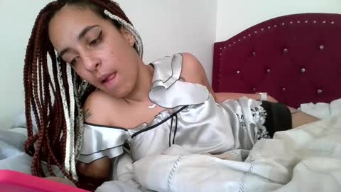 elizabeth  ju   online show from May 7, 5:05 pm