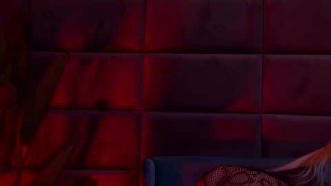 Foxie online show from November 18, 4:52 pm