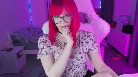 Yumi 3 online show from December 8, 7:22 pm