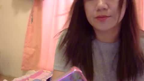 yummyclaya online show from December 22, 5:10 am