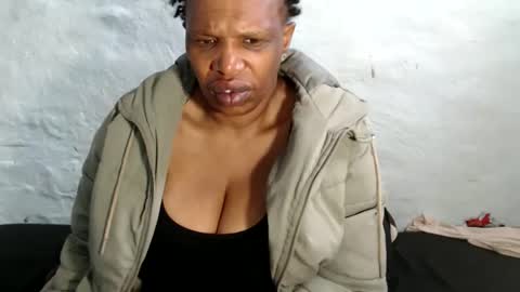 yummytittsxx online show from May 7, 5:23 am