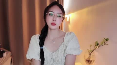 YunEr online show from August 3, 4:05 am