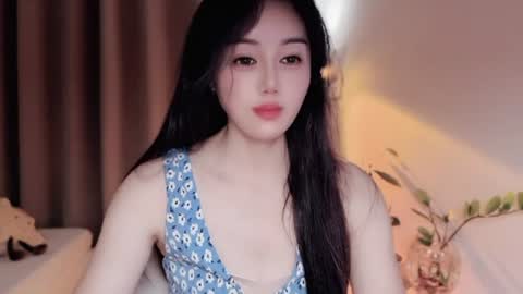 YunEr online show from July 4, 4:30 am