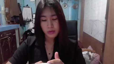 Snapshot of yuriyumixx_xoxo chatting on October 7, 1:37 pm yuriyumixx_xoxo online show from October 7, 1:37 pm