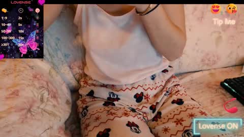 yzza_suave online show from January 11, 12:21 pm