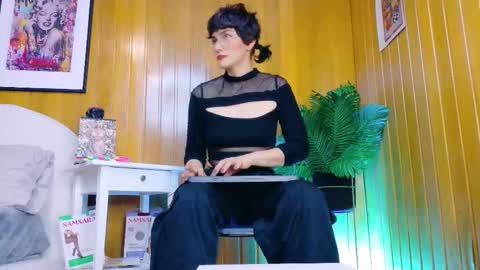 Karina  online show from November 14, 7:47 pm