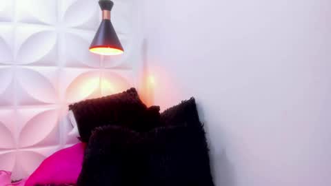 zaira_sweet4 online show from March 22, 8:20 am