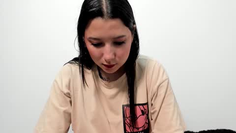 zammii69 online show from November 19, 9:26 pm