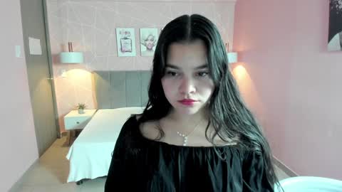 Snapshot of zara__sweet chatting on January 6, 12:13 pm Zara Sweet online show from January 6, 12:13 pm