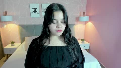 Snapshot of zara__sweet chatting on December 21, 1:10 pm Zara Sweet online show from December 21, 1:10 pm