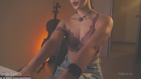 Miss Lynch   Next show  2911 online show from May 14, 1:11 am