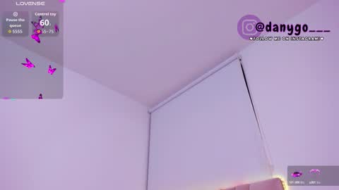 Snapshot of zarianaevanz chatting on October 5, 10:59 pm Zariana online show from October 5, 10:59 pm