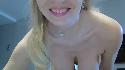 Zarina Swift online show from March 13, 5:09 am