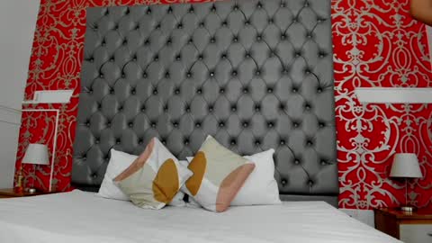 Karolyne online show from February 8, 11:01 am