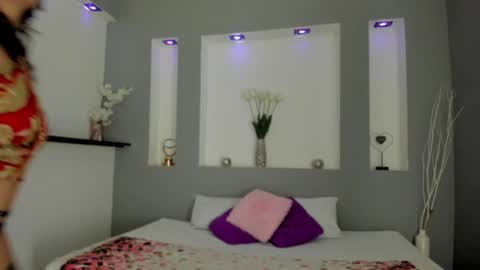 Karolyne online show from January 30, 11:11 am