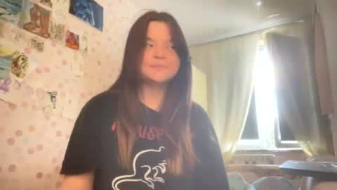 zeldasayre_ online show from June 30, 12:48 pm