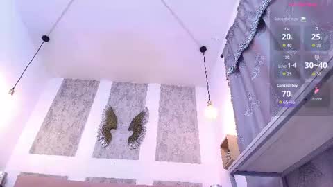 ZHAMIRA  ANDRES online show from July 26, 9:44 pm