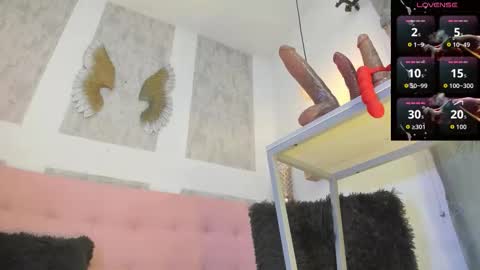 ZHAMIRA  ANDRES online show from February 12, 1:18 am