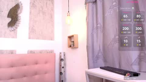 ZHAMIRA  ANDRES online show from July 12, 8:20 pm