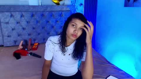 Zoe Blake online show from June 17, 3:52 am