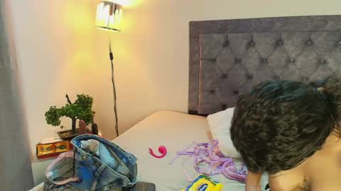 Zoe Blake online show from June 29, 10:48 am