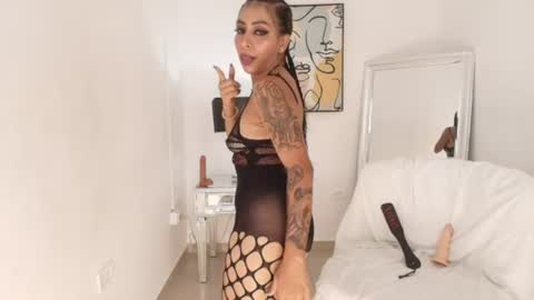 ZOE  online show from June 29, 7:57 pm