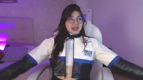 Snapshot of zoe_capelli chatting on September 24, 5:06 am zoe online show from September 24, 5:06 am