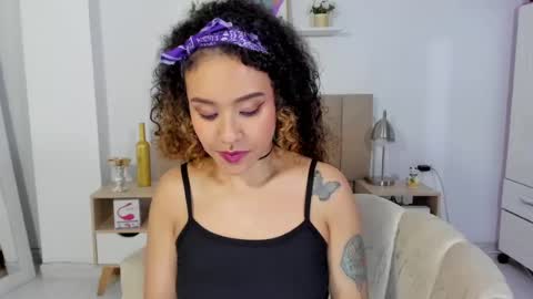 Zoe Gruber online show from July 23, 1:18 am