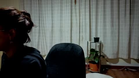 ZOE online show from June 3, 3:18 am