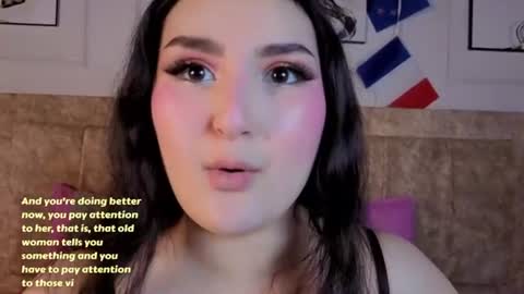 zoe_moon__ online show from June 20, 1:47 pm