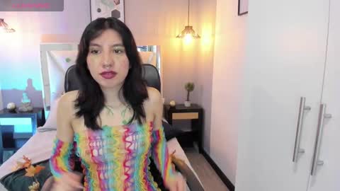 zoe_moreau online show from March 17, 8:13 pm