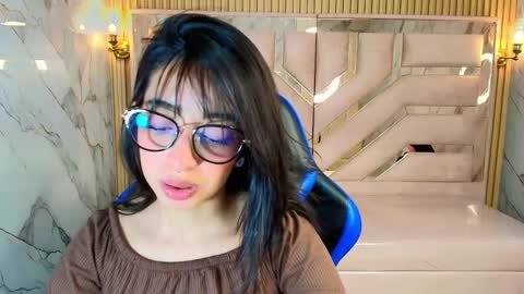 Snapshot of zoe_r_ chatting on September 20, 3:27 am Zoe online show from September 20, 3:27 am