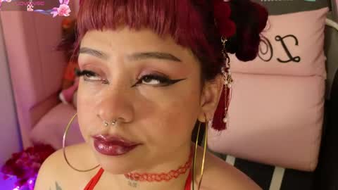 zoe_sullivan_ online show from May 3, 9:56 am