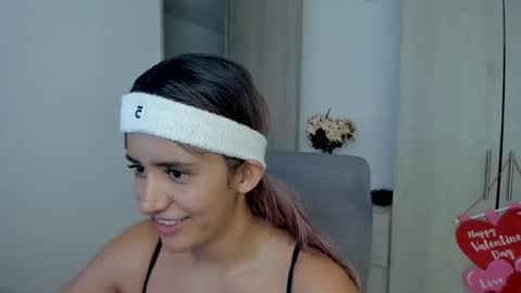 Zoe online show from June 25, 5:12 am