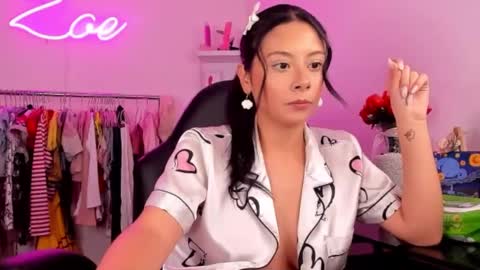 zoecams online show from March 5, 8:44 pm