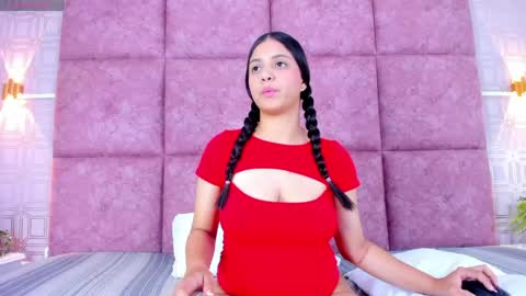 ZOE COOPER online show from April 16, 3:23 pm