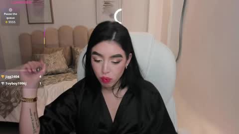  zoee jackson online show from June 8, 1:28 am