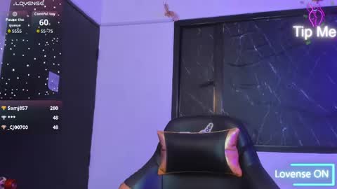 Laura  online show from July 2, 4:51 am