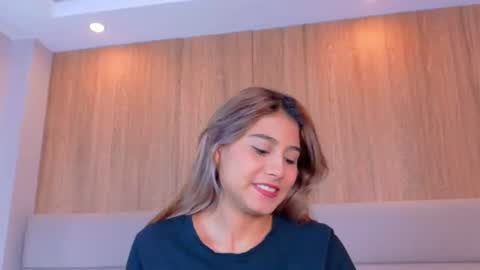 Zoe online show from August 4, 11:16 am
