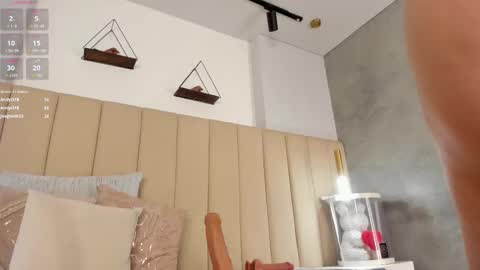 Zoe online show from February 1, 7:12 pm