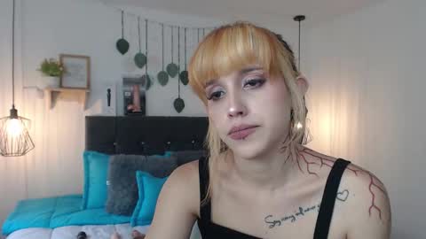 CALL ME    Z O H E T  online show from December 20, 9:08 pm