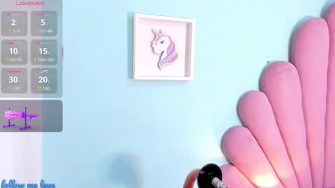 ZYLE online show from December 3, 8:44 pm