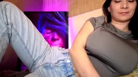 zzarraaa online show from March 11, 7:38 pm