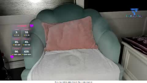 Miss Carla online show from July 6, 3:03 pm