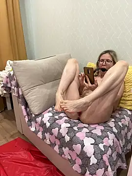 angelmommu online show from March 4, 10:22 am