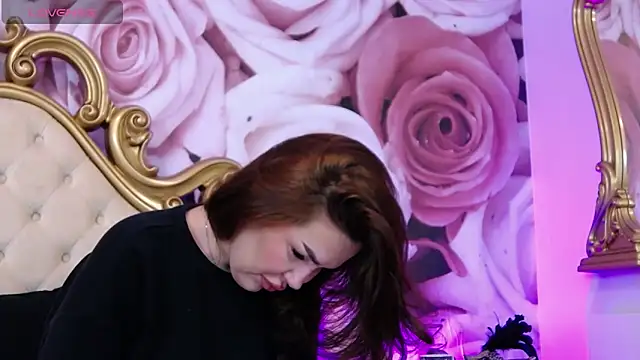 HessaHessy online show from October 18, 3:59 pm